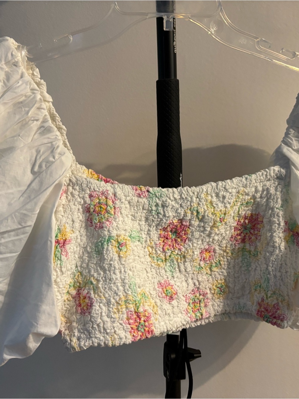 Zara White Off-Shoulder Smocked Crop Top with Pink Floral Accents - Picture 4 of 6